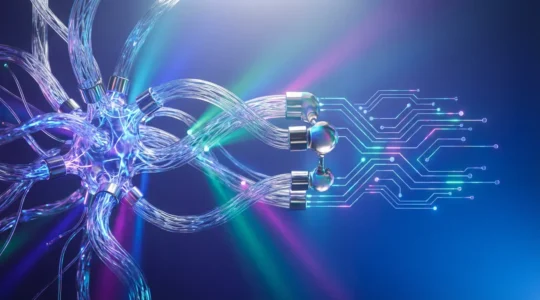 Interface cerveau-ordinateur futuriste avec connexions neuronales lumineuses